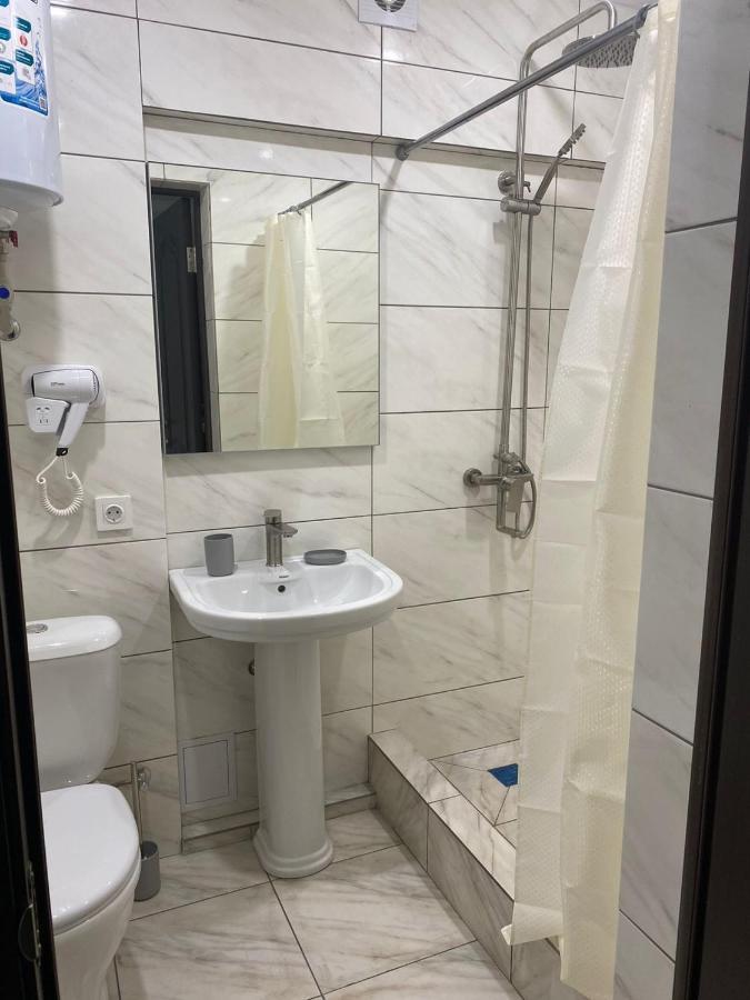 Hotel Гостевой Дом Атакар Gagra Exterior foto